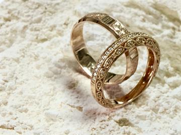 Rose Gold Wedding Bands