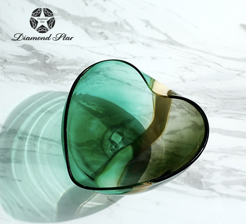 Emerald green heart dish