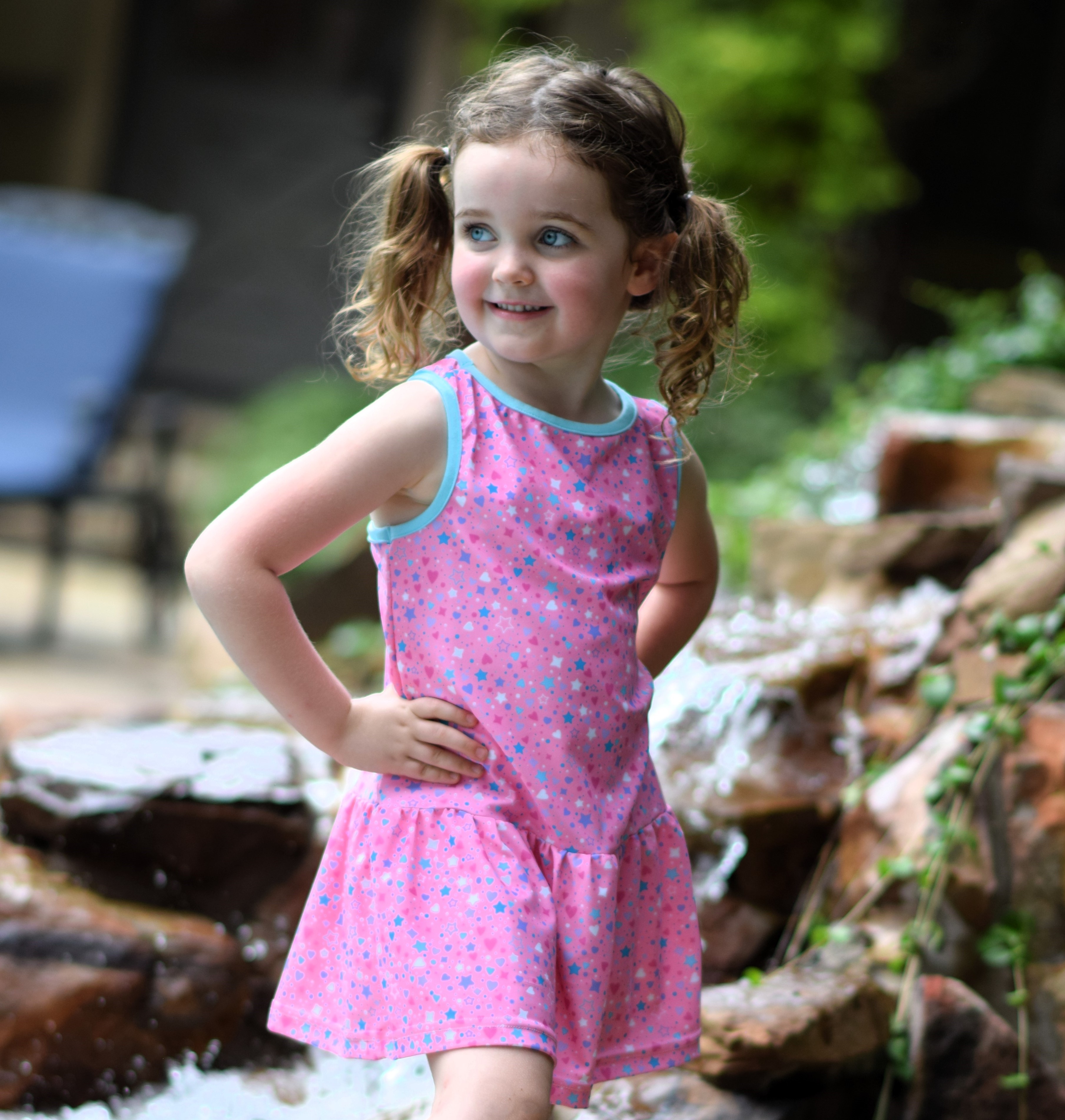 STARS AND HEARTS PRINTED PINK TANK DRESS