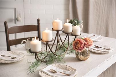 Antiqued Pillar Candle Runner