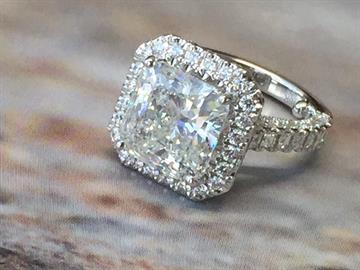 Cushion Cut Diamond Ring