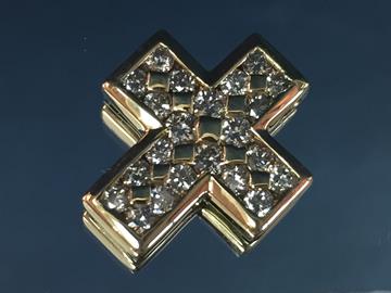 Diamond cross