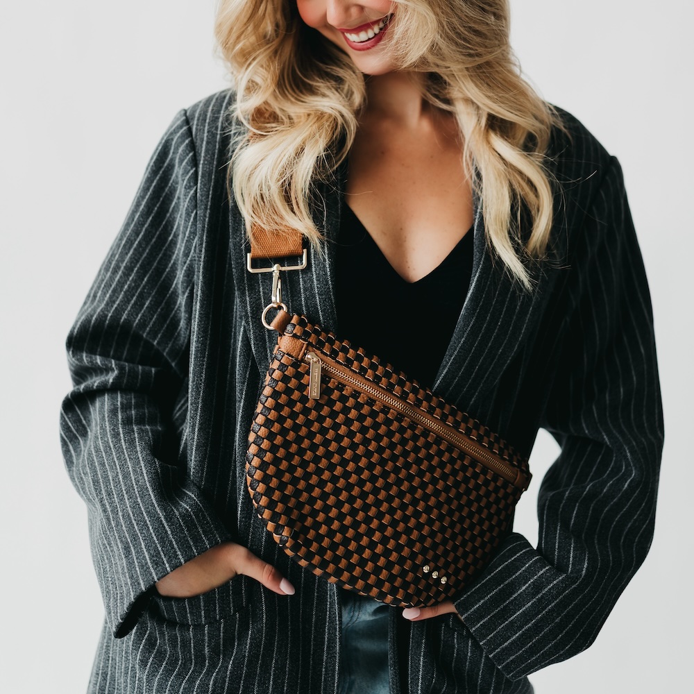  Westlyn Woven Bum Bag, your grab-and-go bag for keeping your essentials close while leaving your hands free.  Designed for everyday life, wear as a bum bag, crossbody or shoulder bag! 