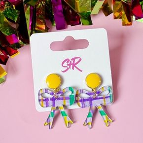 Get ready to turn heads this Mardi Gras season with these delightful petite bow dangles!