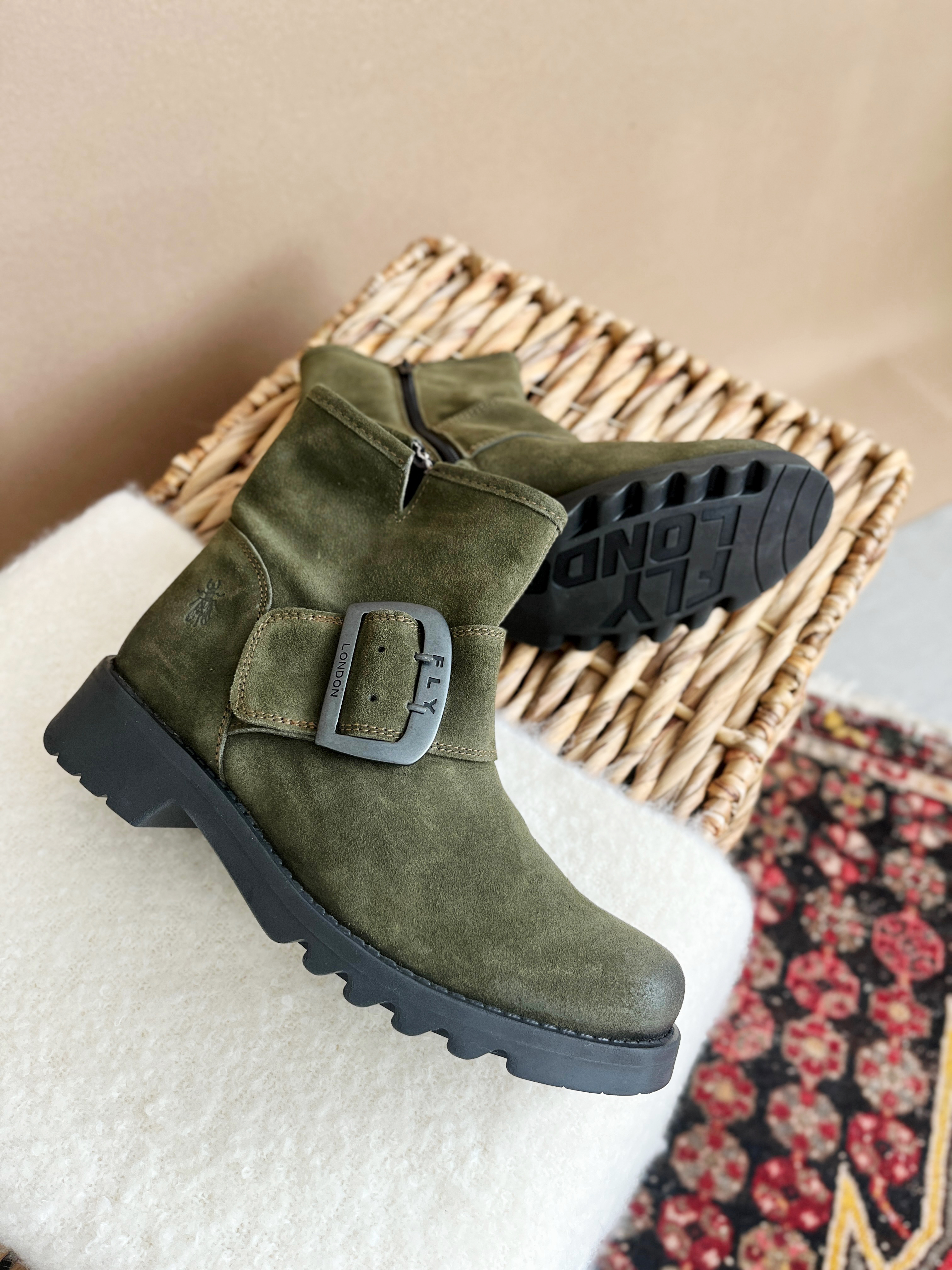 WOMENS FLY LONDON BIKER BOOT IN SUEDE