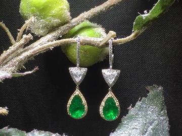 Natural emerald and diamond earrings