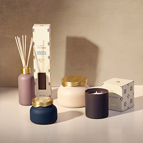 Inspired by the brand’s roots on the Isle of Capri, Artisan is where fragrance, design, and destination come together to create moments of escape.