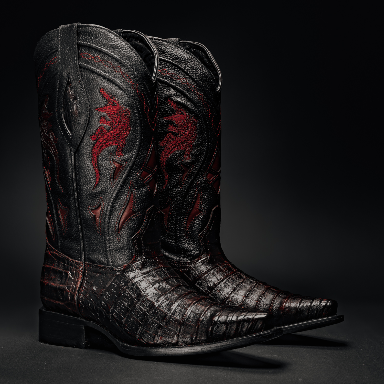 Genuine Caiman Belly Leather: Crafted from premium caiman belly skin, each pair showcases unique patterns and luxurious texture.