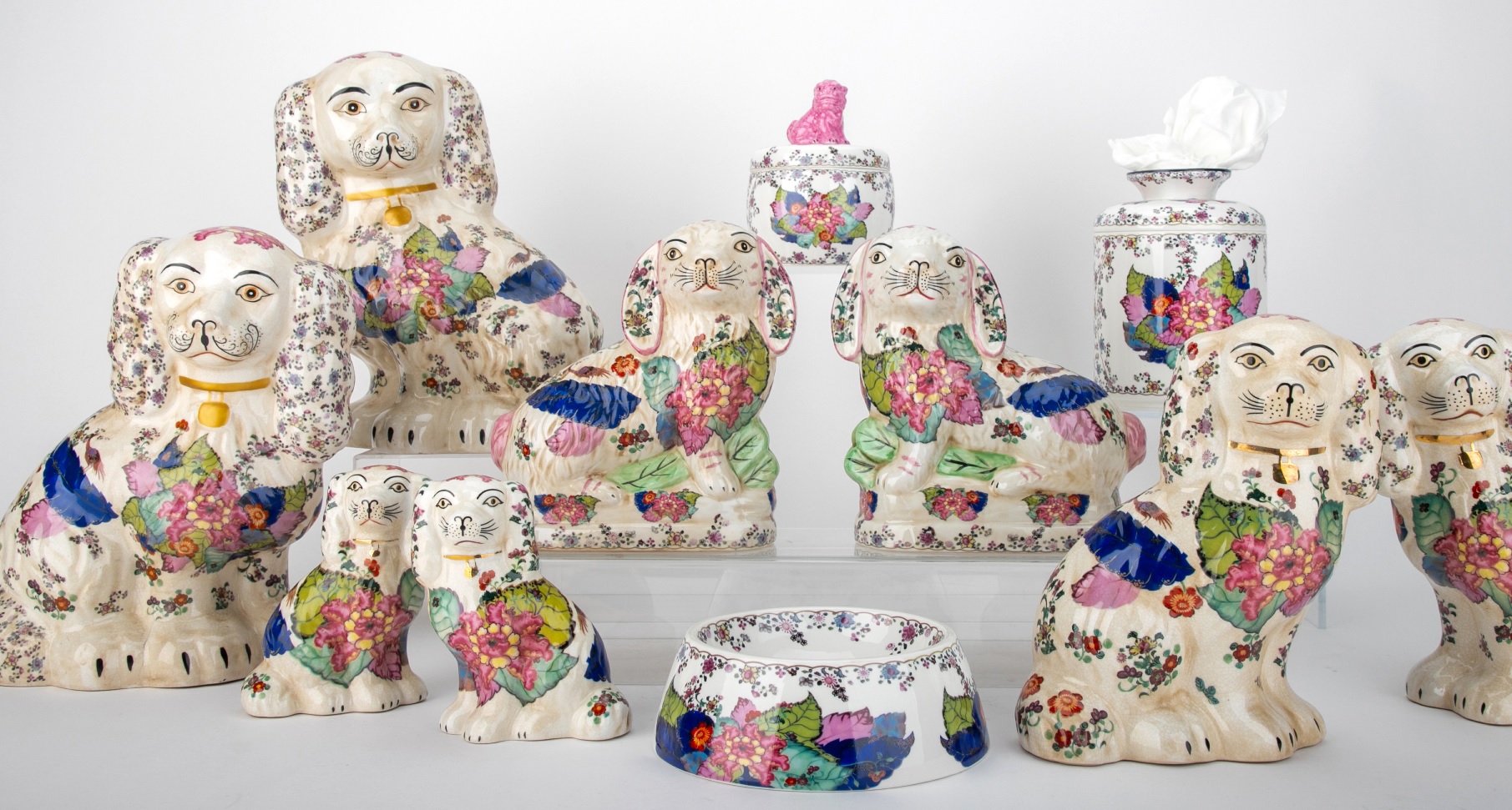 Exclusive staffordshire figurines 