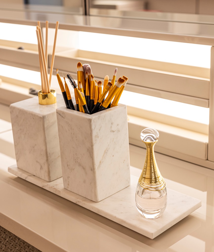 Pieces to compose and organize your closet