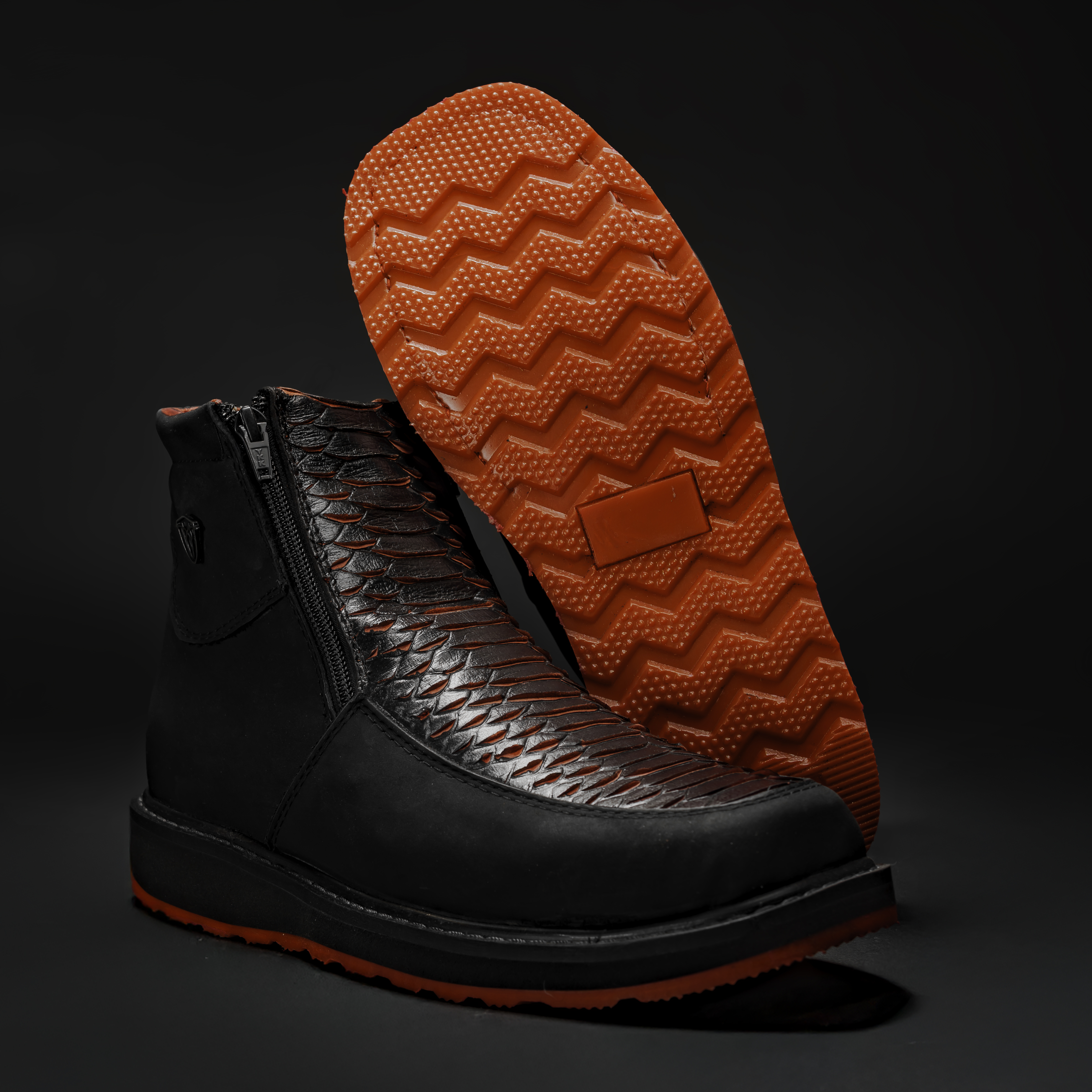 Contemporary Western Style: The Marcoa boot reimagines the classic Western silhouette with sleek, modern lines for a bold yet sophisticated look.