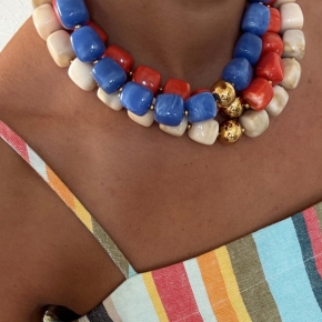 Chunky beaded necklace in pop colors! Make a statement!