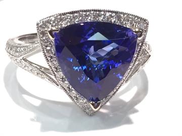 Tanzanite and diamond ring
