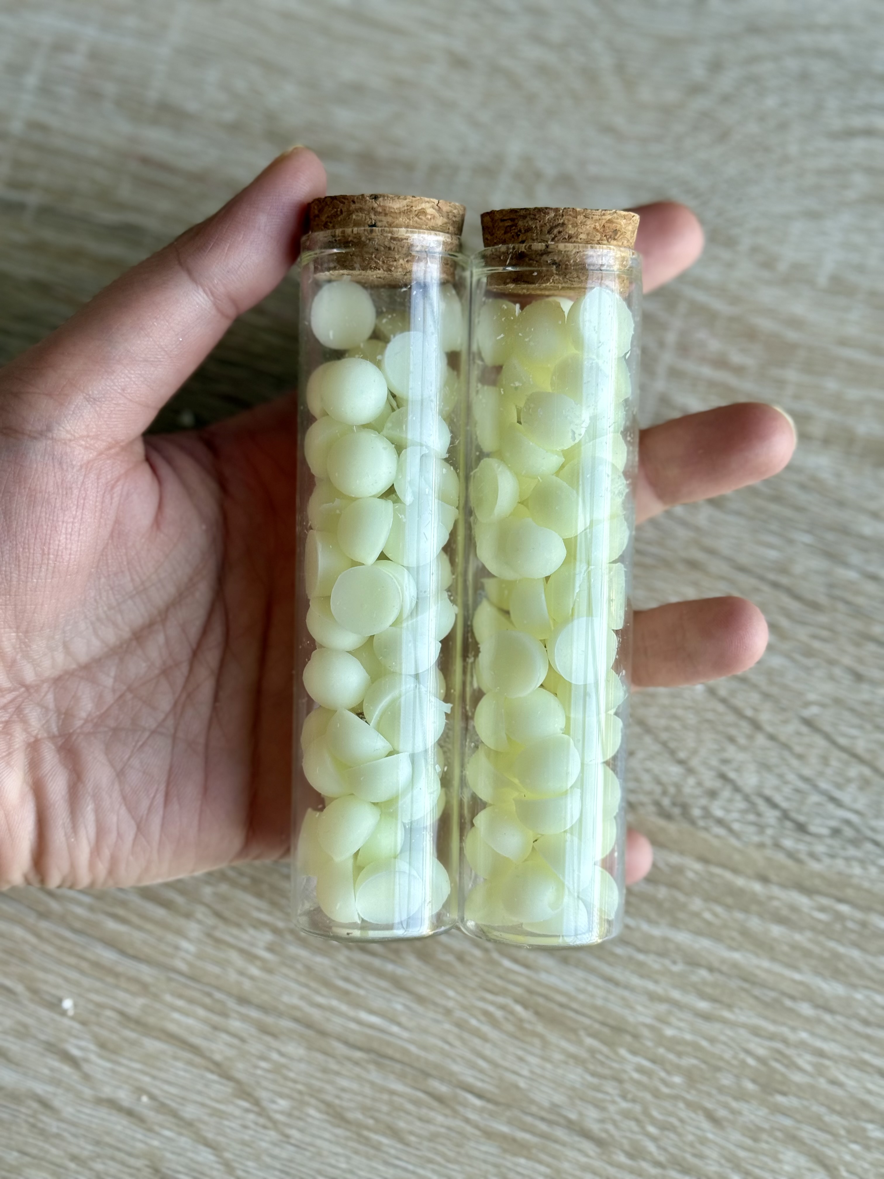 Wax melts clean and non toxic 