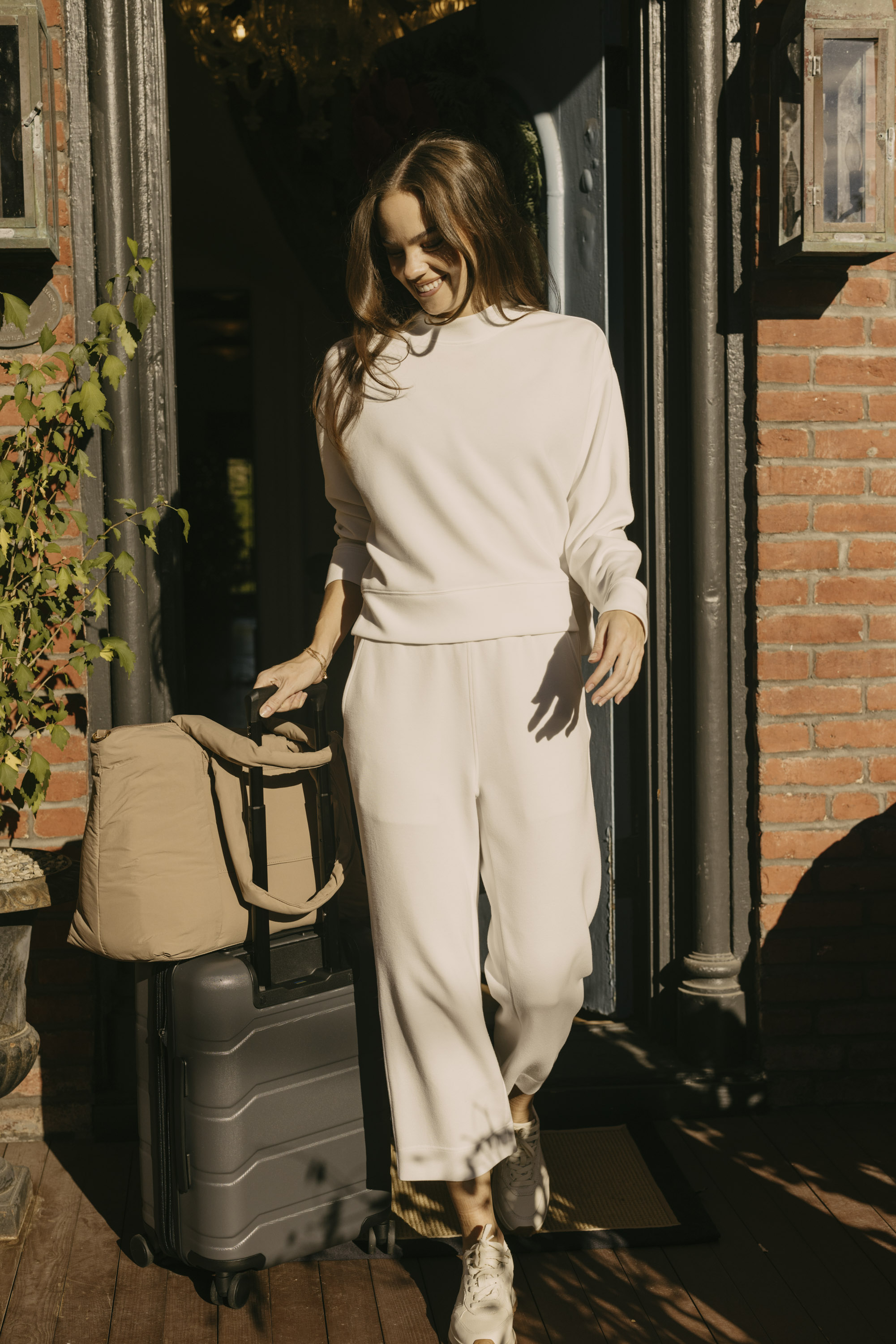 Clubhouse Travel Set Pullover and Pant 