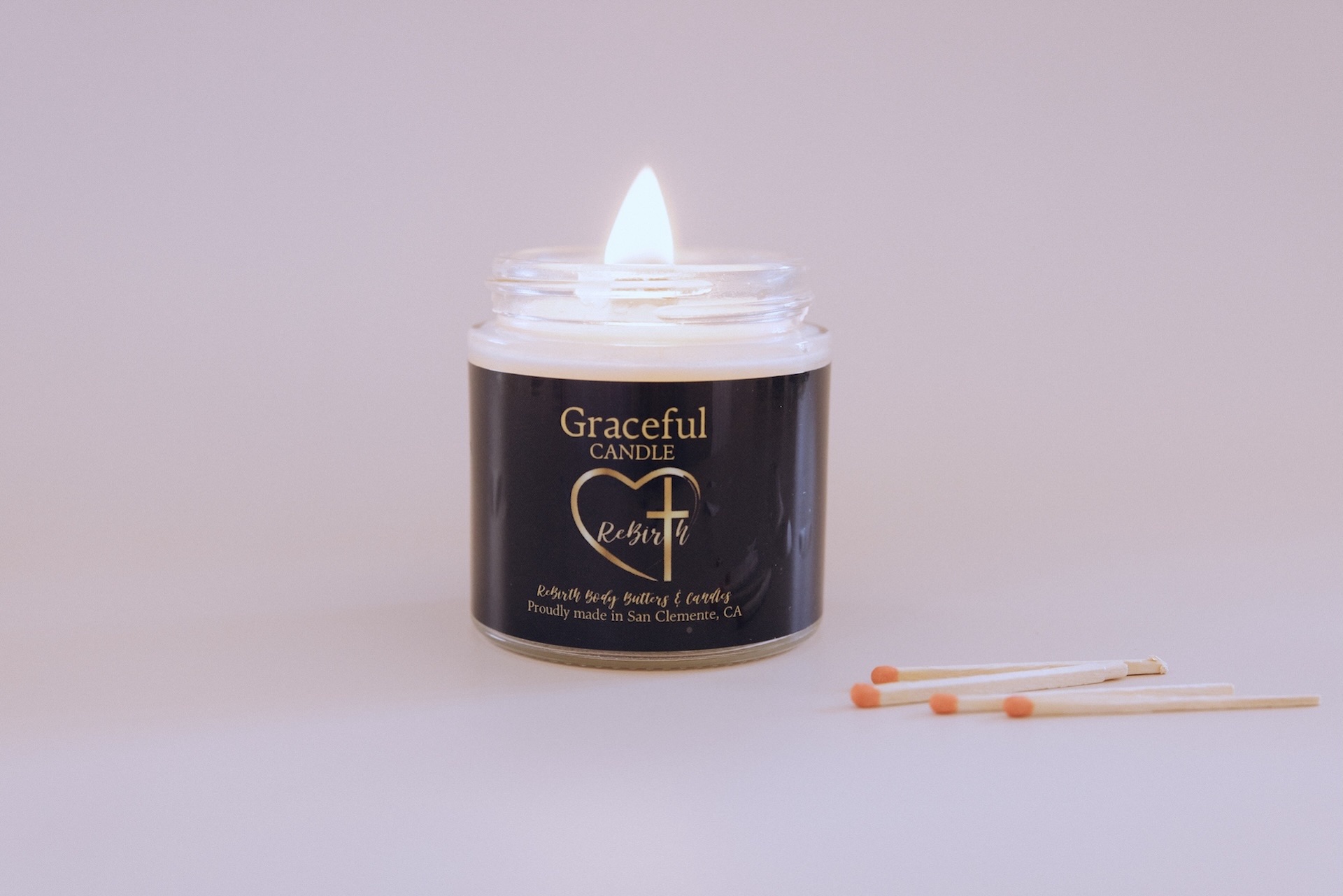 Gardenia - Tallow candle using only essential oils for scent