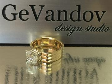 Yellow Gold Jewelry