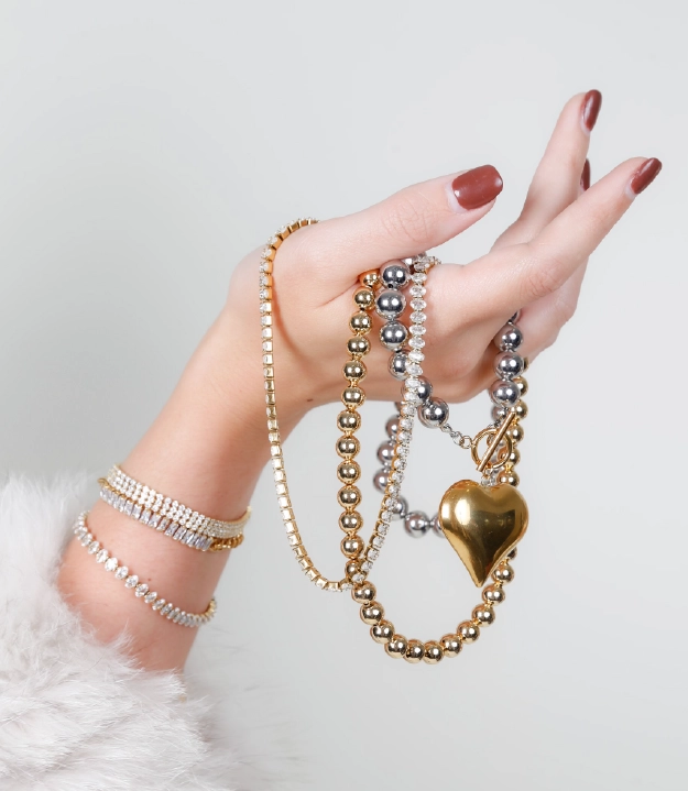 Jewelry & Accessories