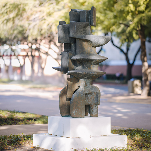Alicia Penalba (Argentinian, 1913-1982) Bronze